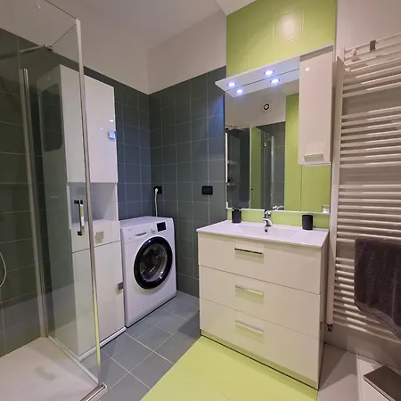 Bg House - Con Giardino E Garage Privato * קונאו